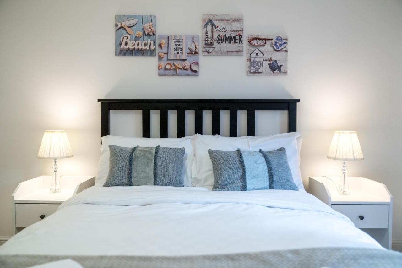 Crossharbour Canary Wharf 2 Bed Duplex Apartament *